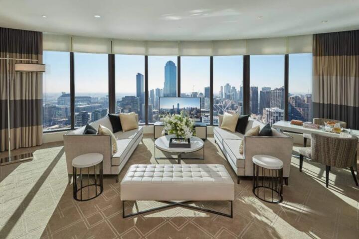Luxury Urban Escapes: The Best Executive Suites in Melbourne